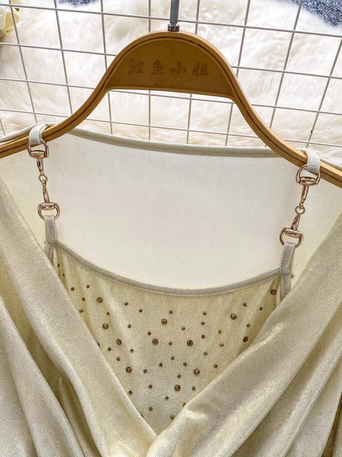 Out for dinner top CTO721 images